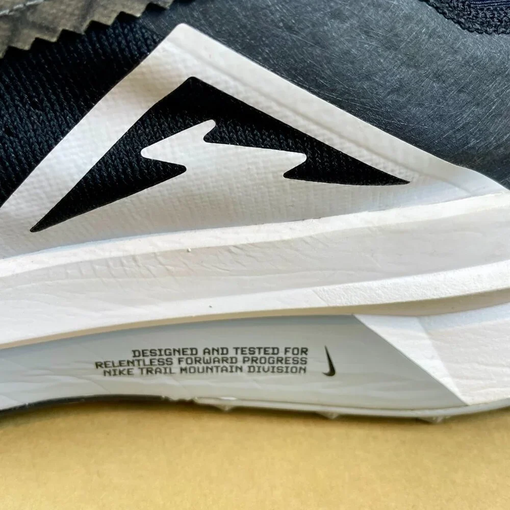 Nike Zoomx Zegama Men's Sneakers Size 8.5 - Picture 4 of 7